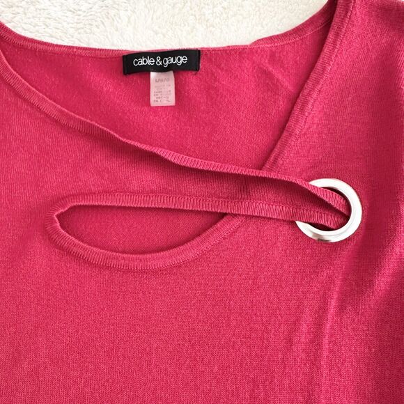 Cable & Gauge Sweater Womens Size L Red O Ring Cutout Holiday - Picture 2 of 8